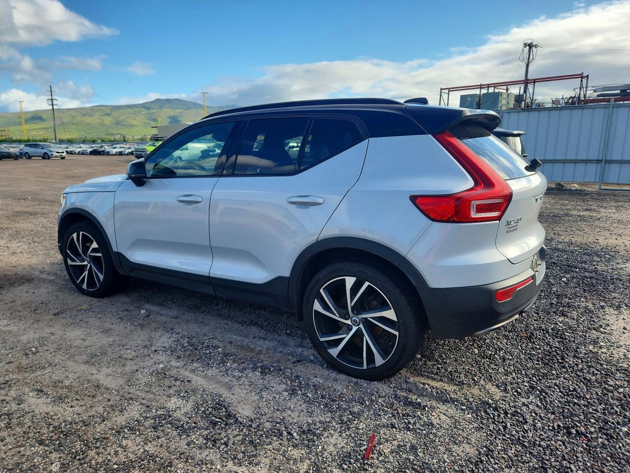 2020 Volvo Xc40 T5 R-Design - Фото 2