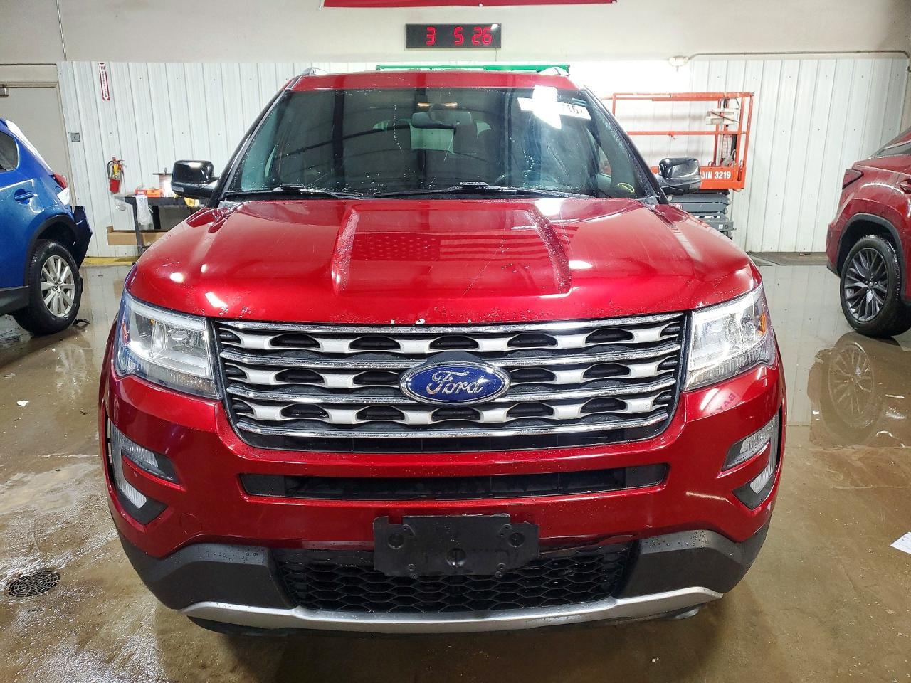 2017 Ford Explorer Xlt - Фото 5