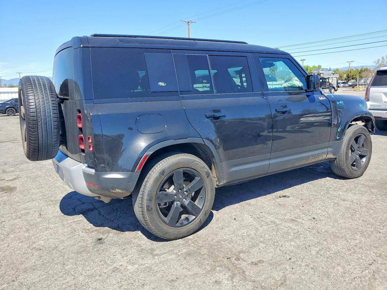 2024 Land Rover Defender 110 S - Image 3