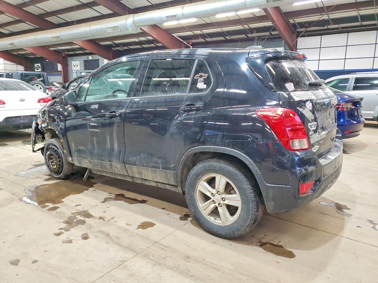 2020 Chevrolet Trax Ls - Фото 2