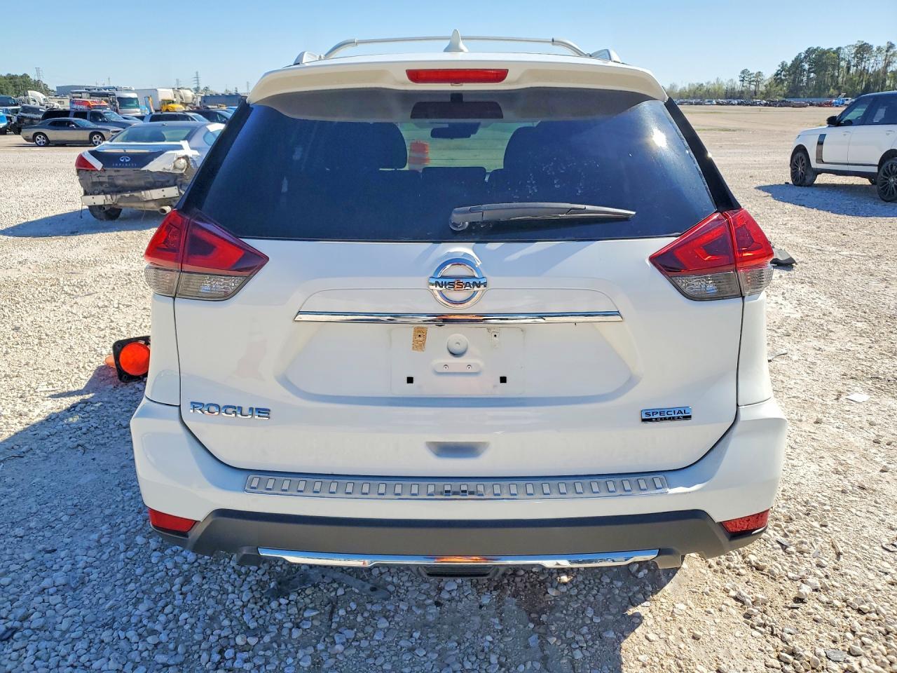 2019 Nissan Rogue S - Фото 6