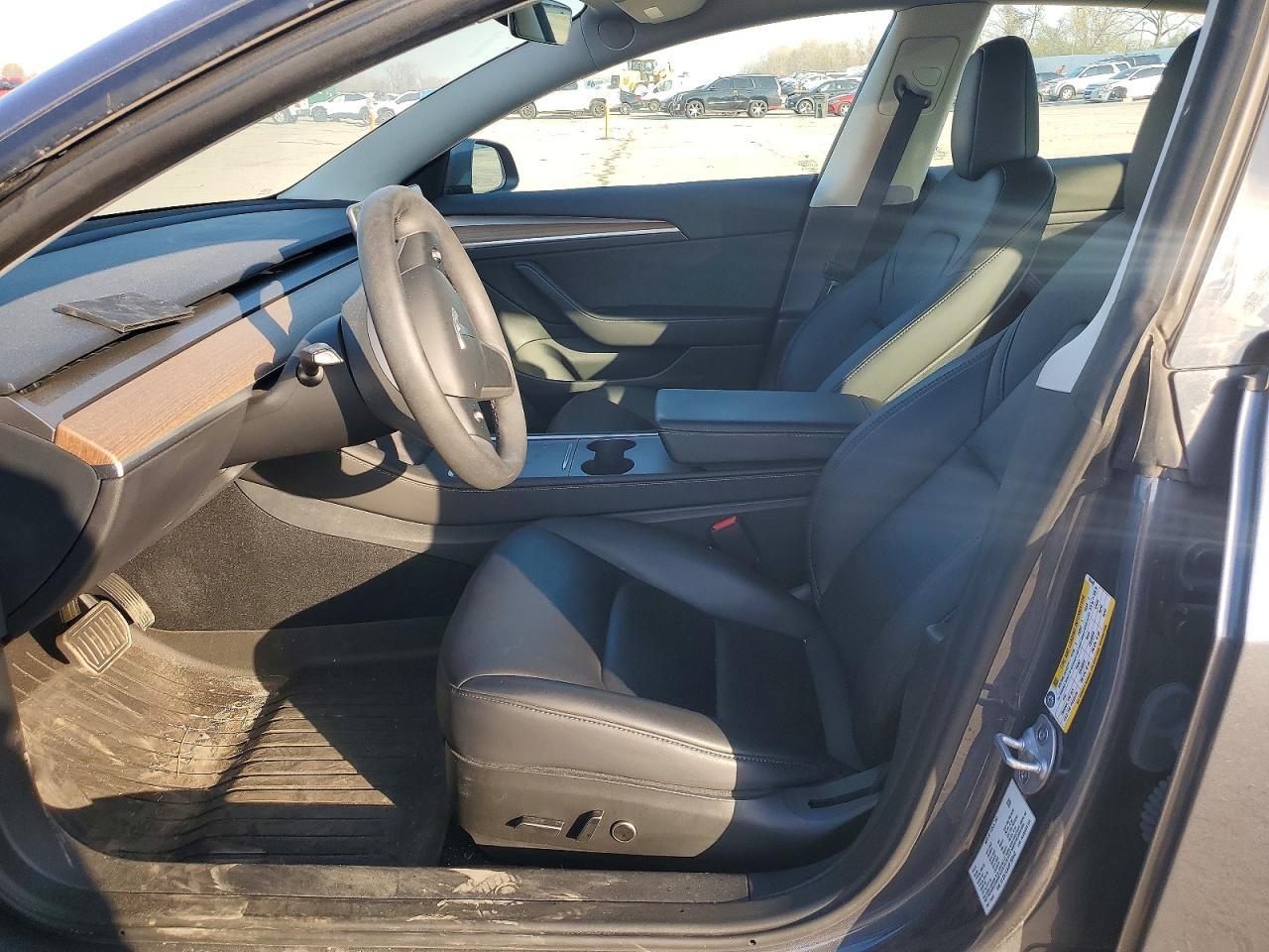 2023 Tesla Model 3 - Фото 7