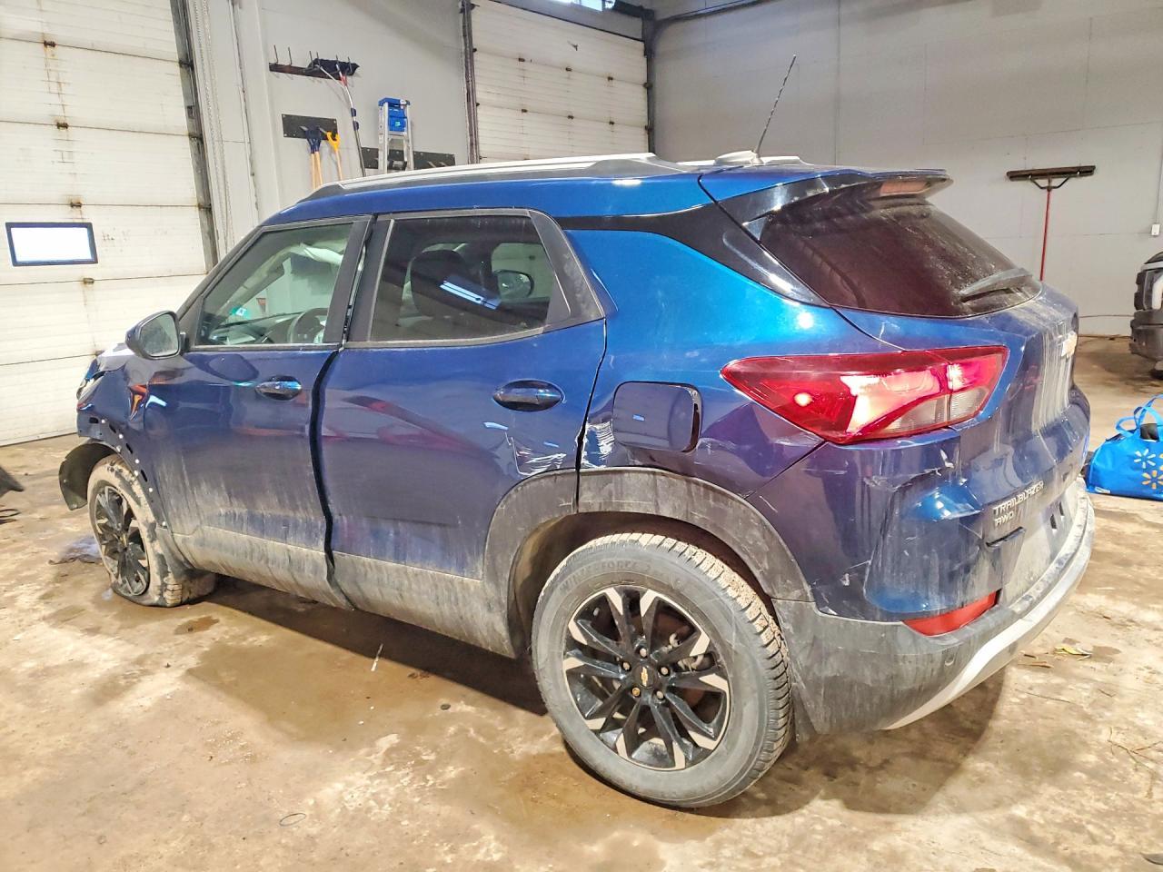 2021 Chevrolet Trailblazer Lt - Image 2