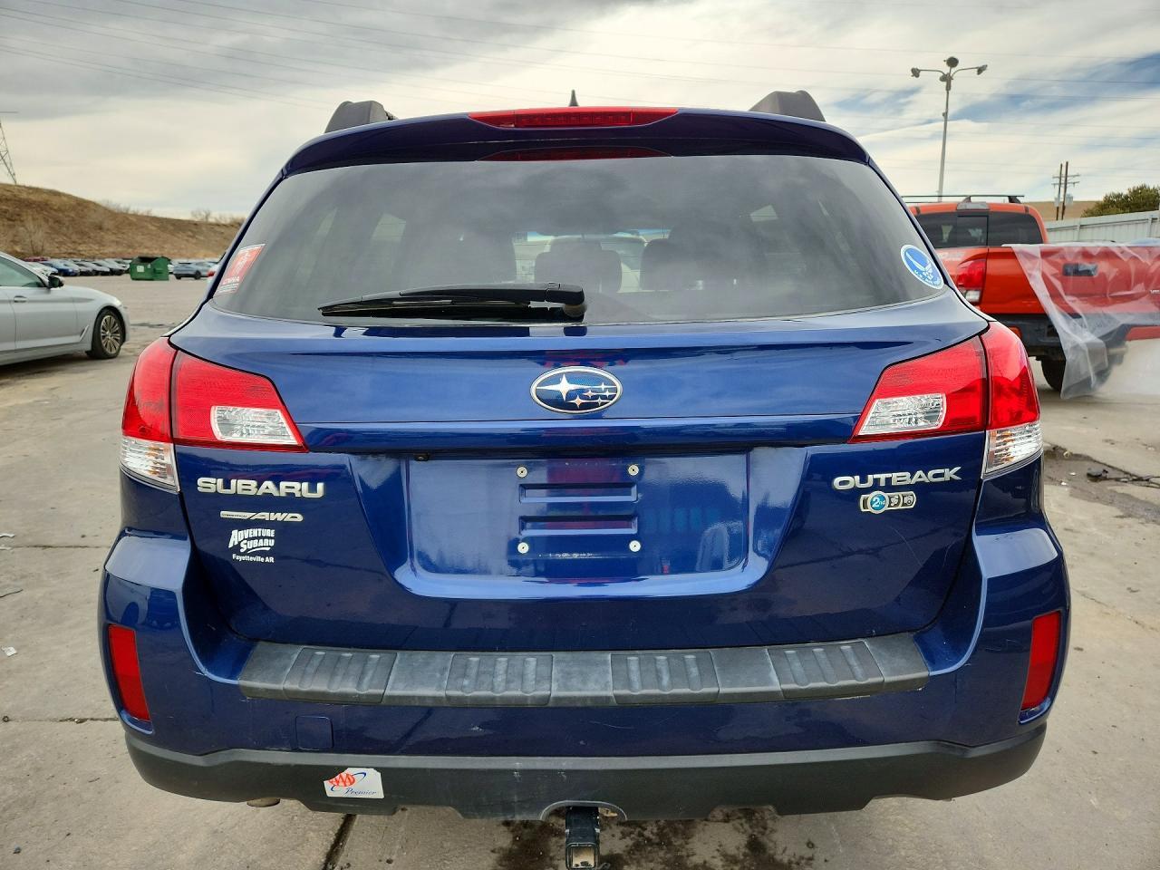 2011 Subaru Outback 2.5I Limited - Фото 6