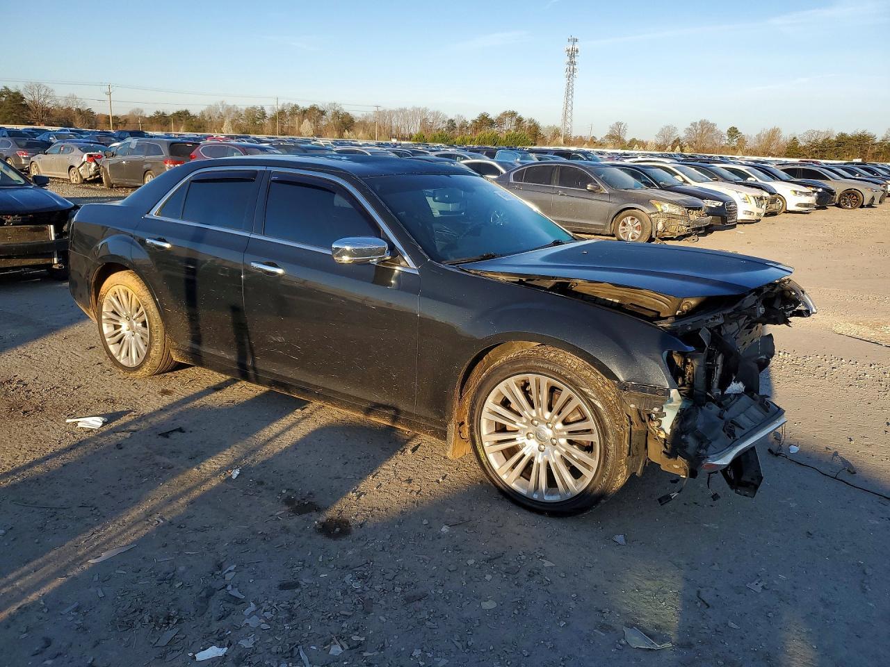 2014 Chrysler 300C - Фото 4