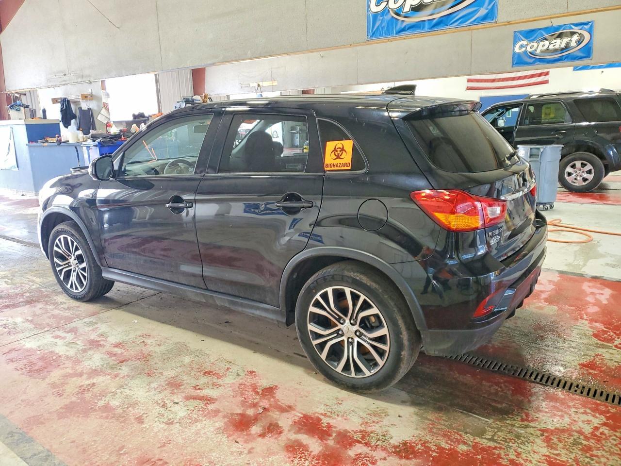 2019 Mitsubishi Outlander Sport Es - Фото 2