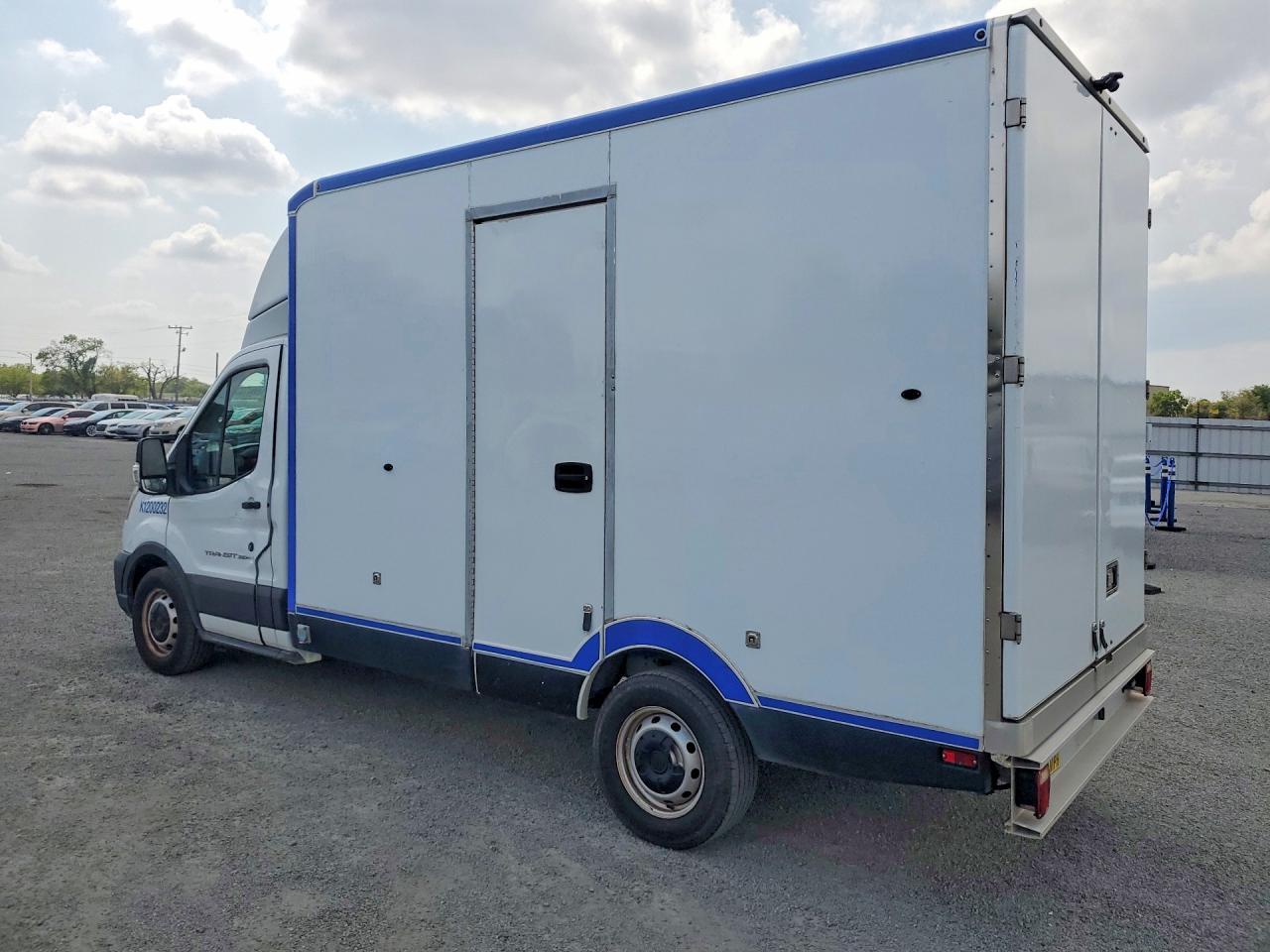 2020 Ford Transit Delivery Van - Image 2
