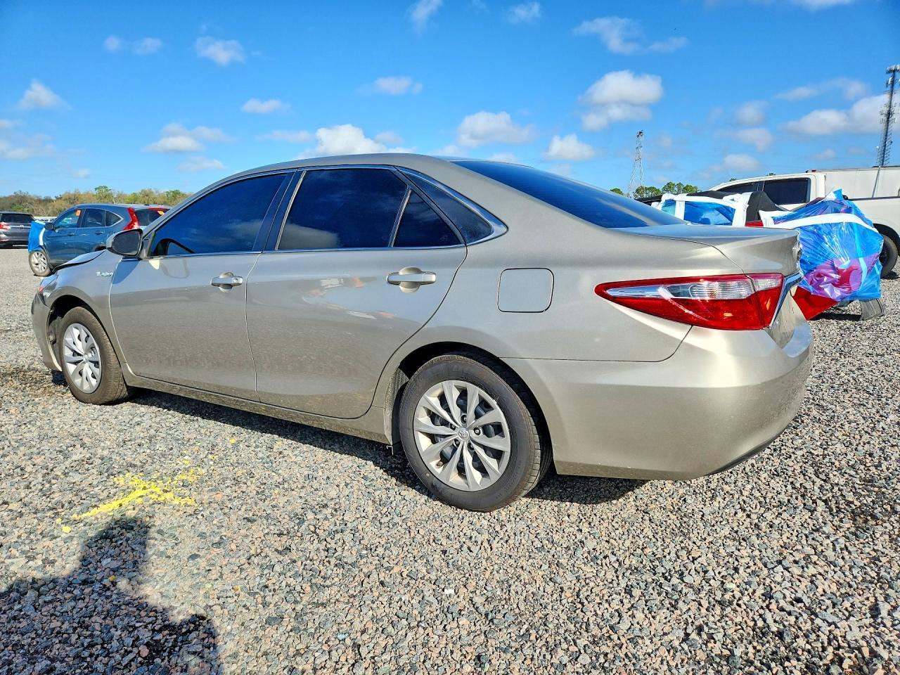 2015 Toyota Camry - Фото 2