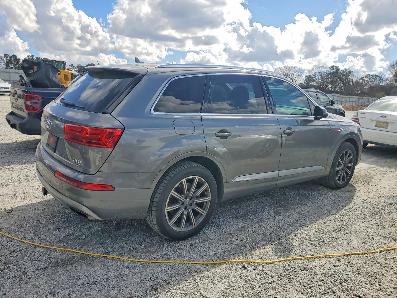 2017 Audi Q7 Premium Plus - Фото 3