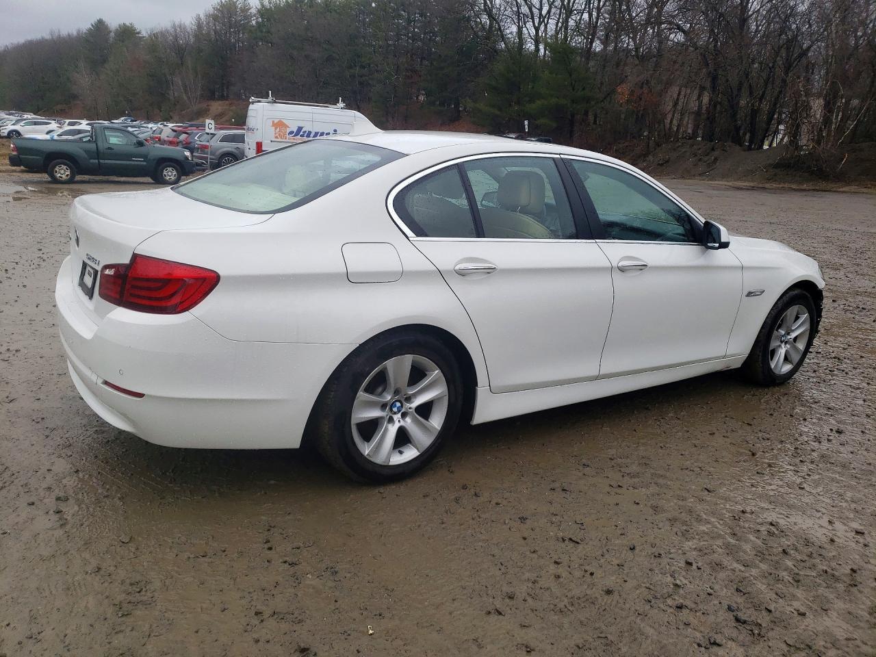 2013 BMW 528 Xi - Фото 3