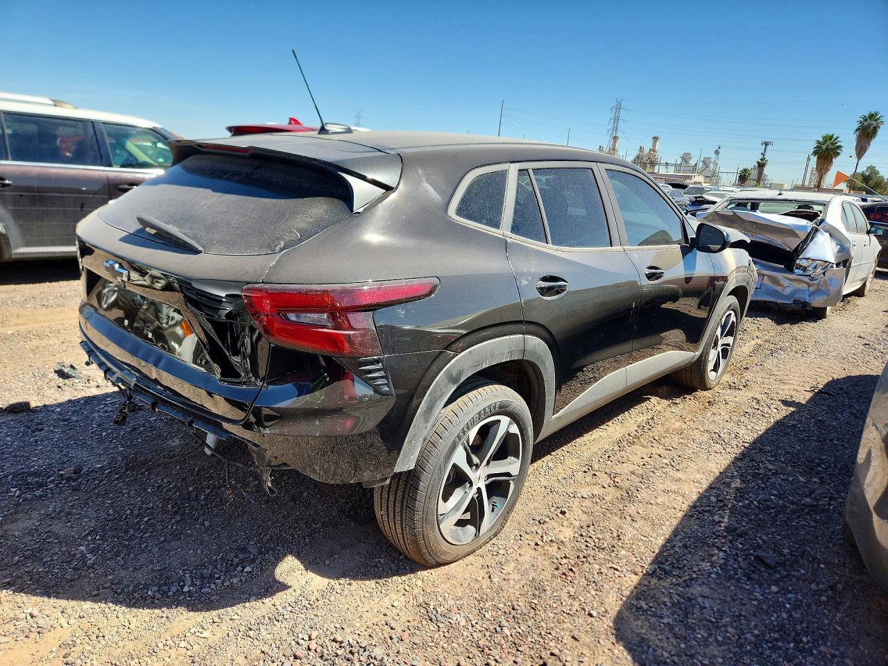 2025 Chevrolet Trax 1Rs - Фото 3