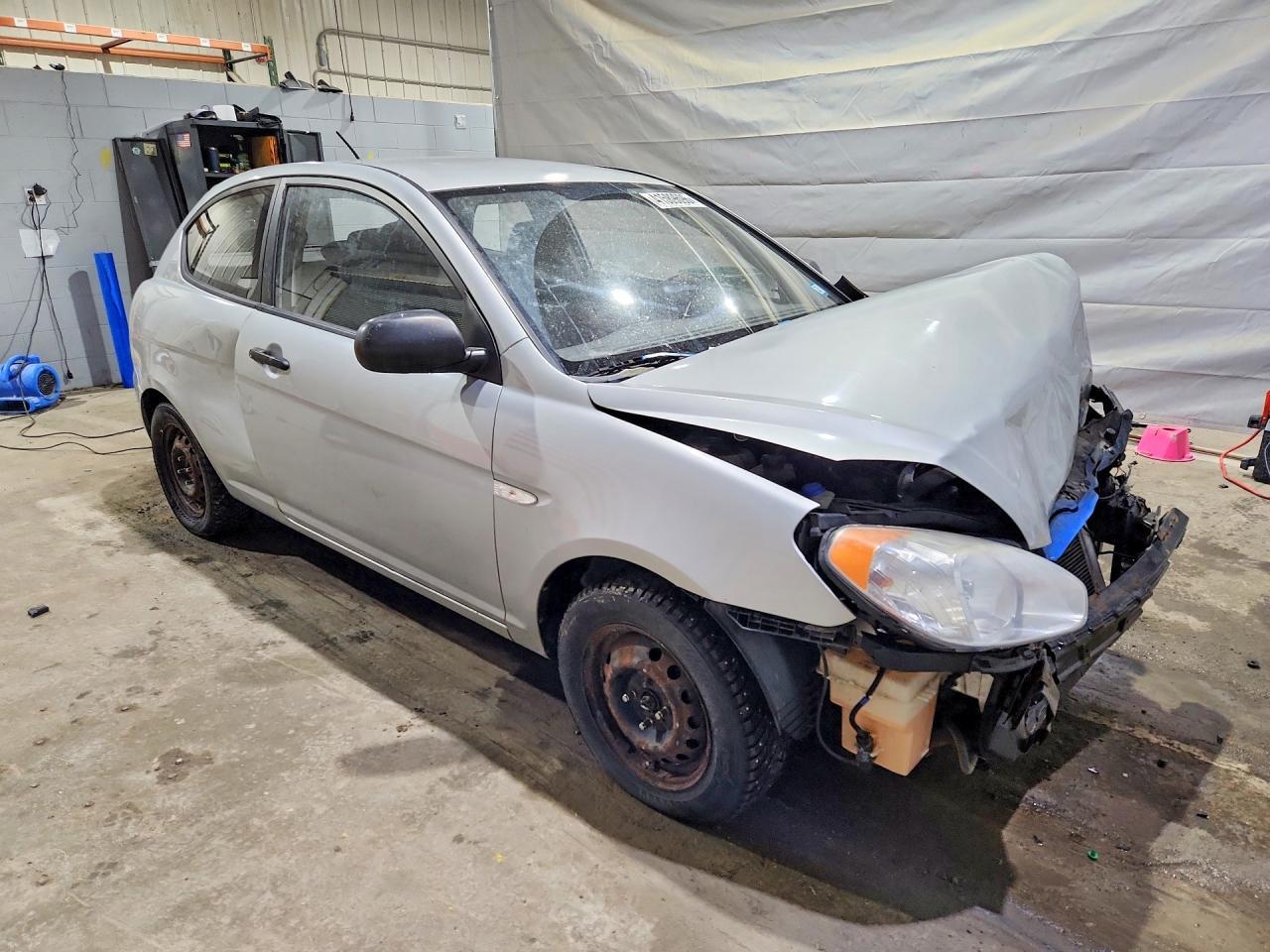 2010 Hyundai Accent Blue - Фото 4