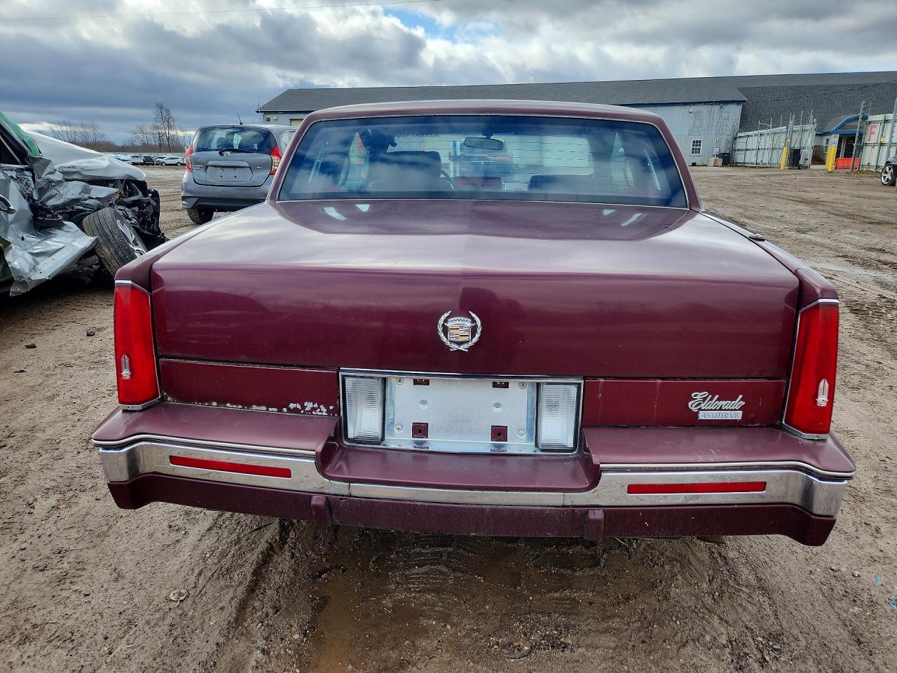 1986 Cadillac Deville - Фото 6