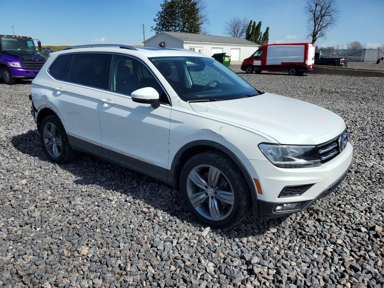2020 Volkswagen Tiguan Se - Фото 4