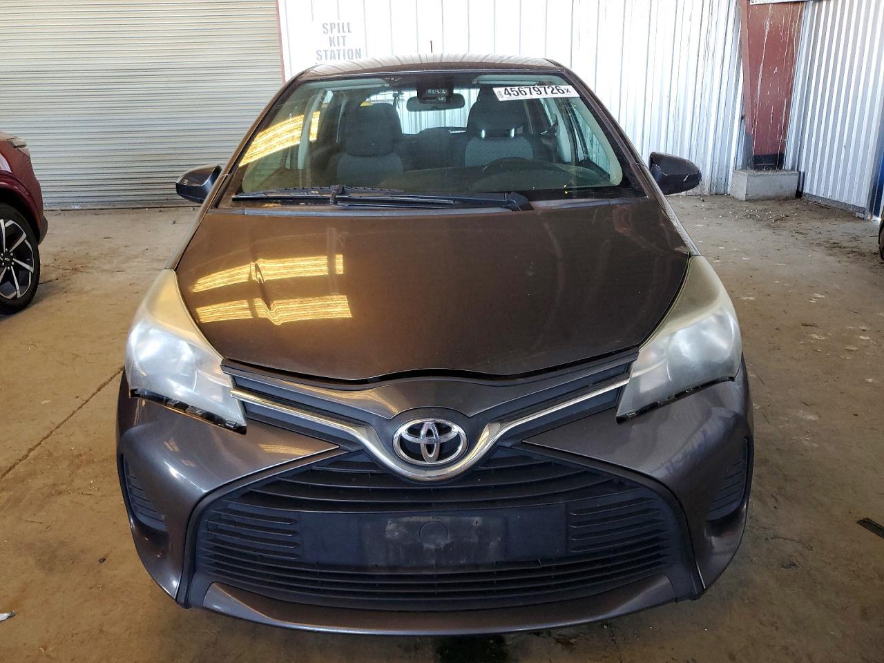 2017 Toyota Yaris 5-Door L Fleet - Фото 5