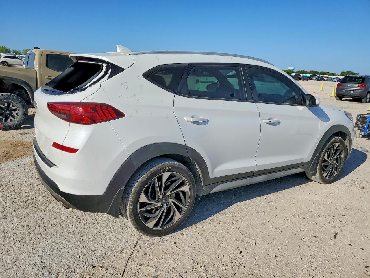 2020 Hyundai Tucson Sport - Фото 3