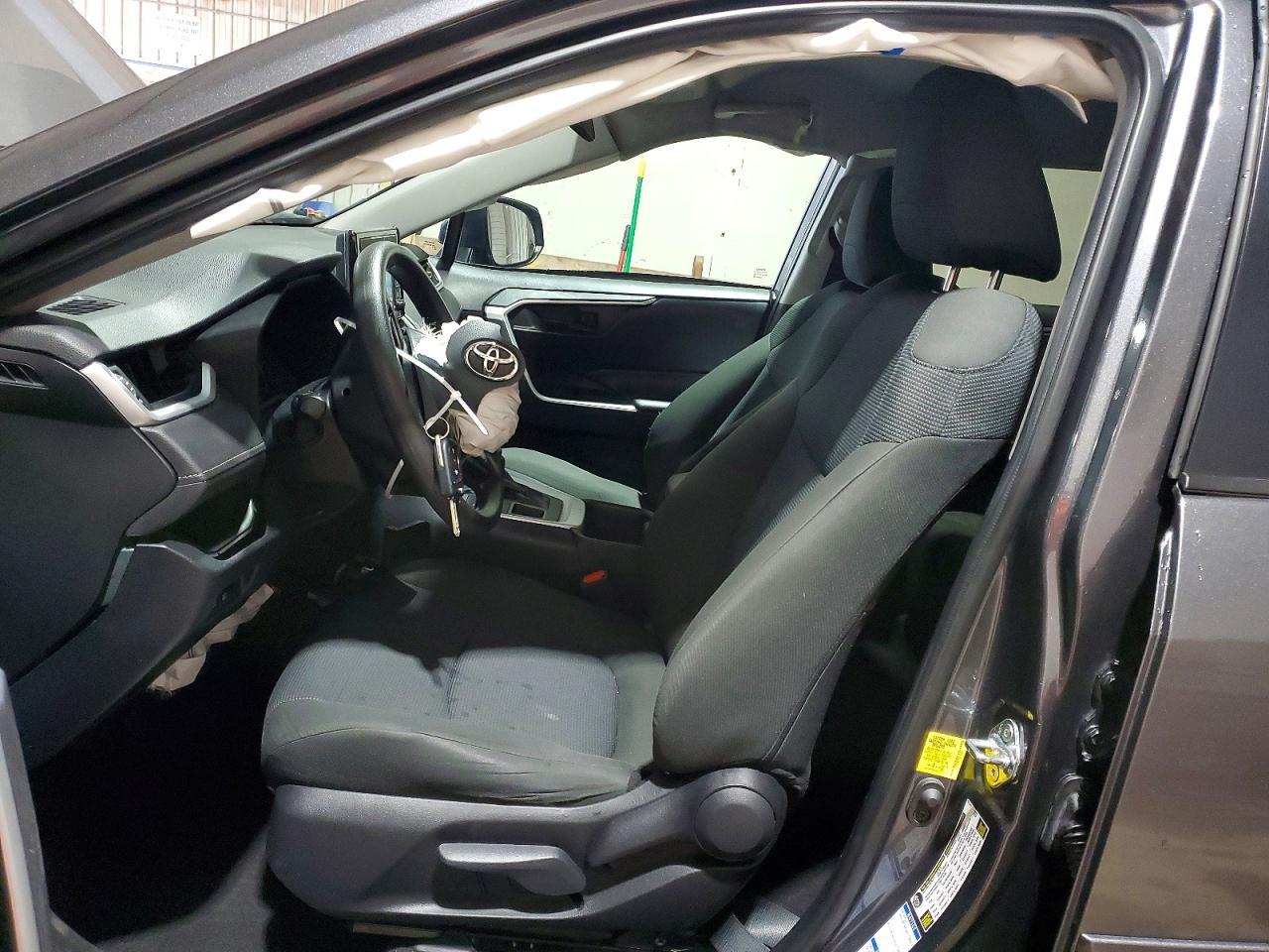 2022 Toyota Rav4 Le - Фото 7