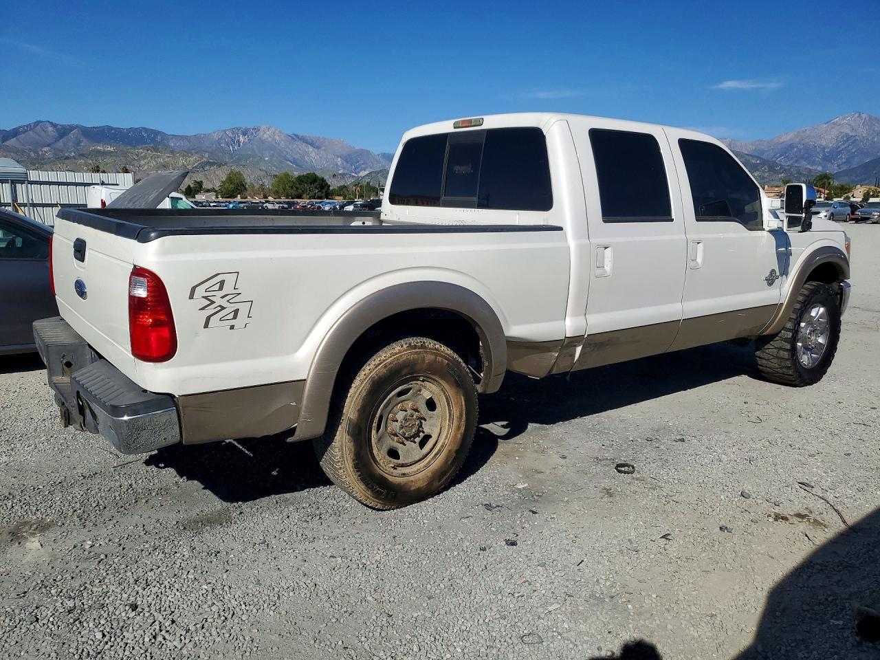 2013 Ford F250 Super Duty - Фото 3