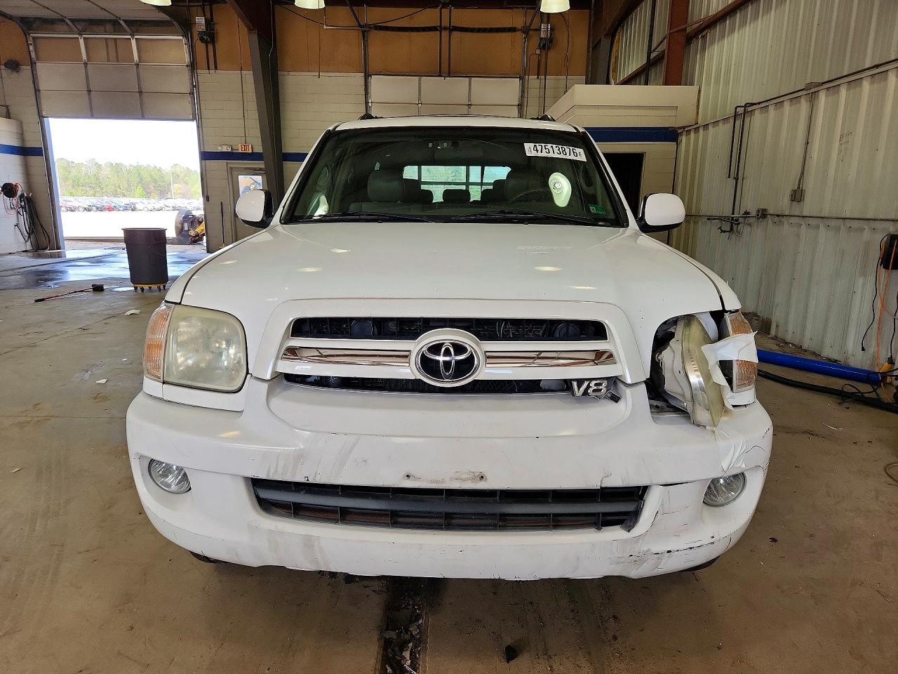 2005 Toyota Sequoia Sr5 - Image 5