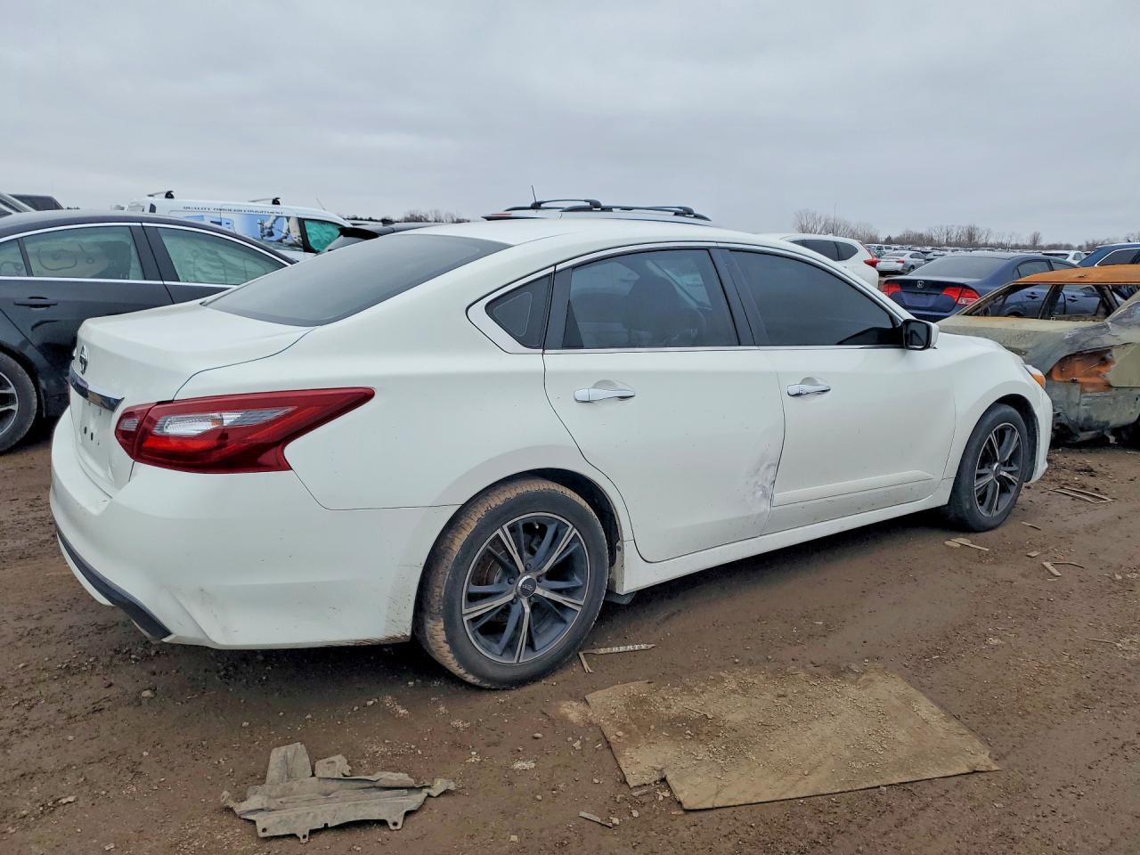2018 Nissan Altima 2.5 S - Image 3