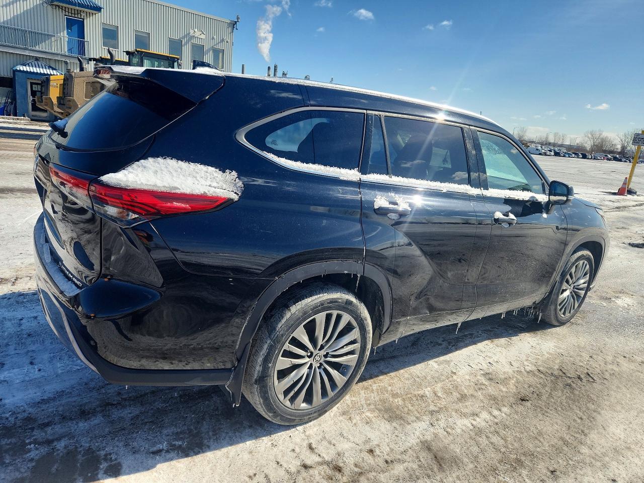 2021 Toyota Highlander Platinum - Фото 3