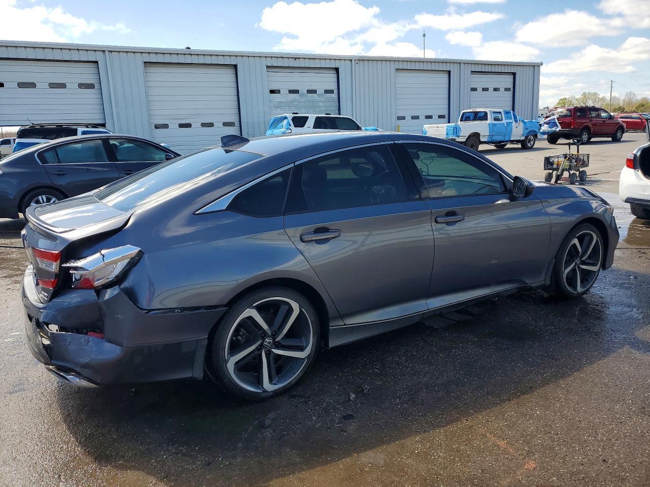 2020 Honda Accord Sport - Image 3