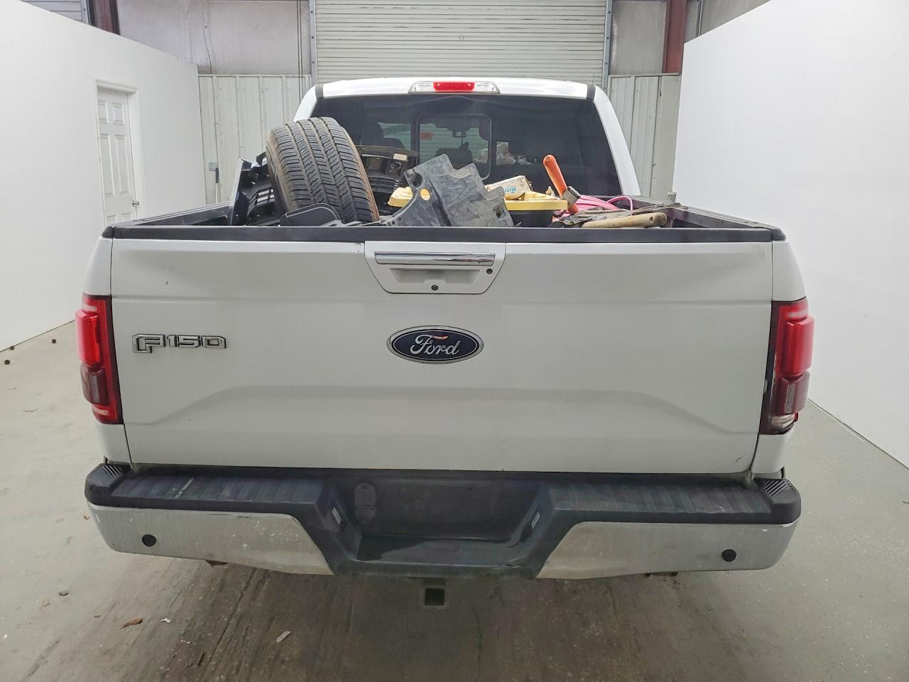 2016 Ford F150 Supercrew - Image 6