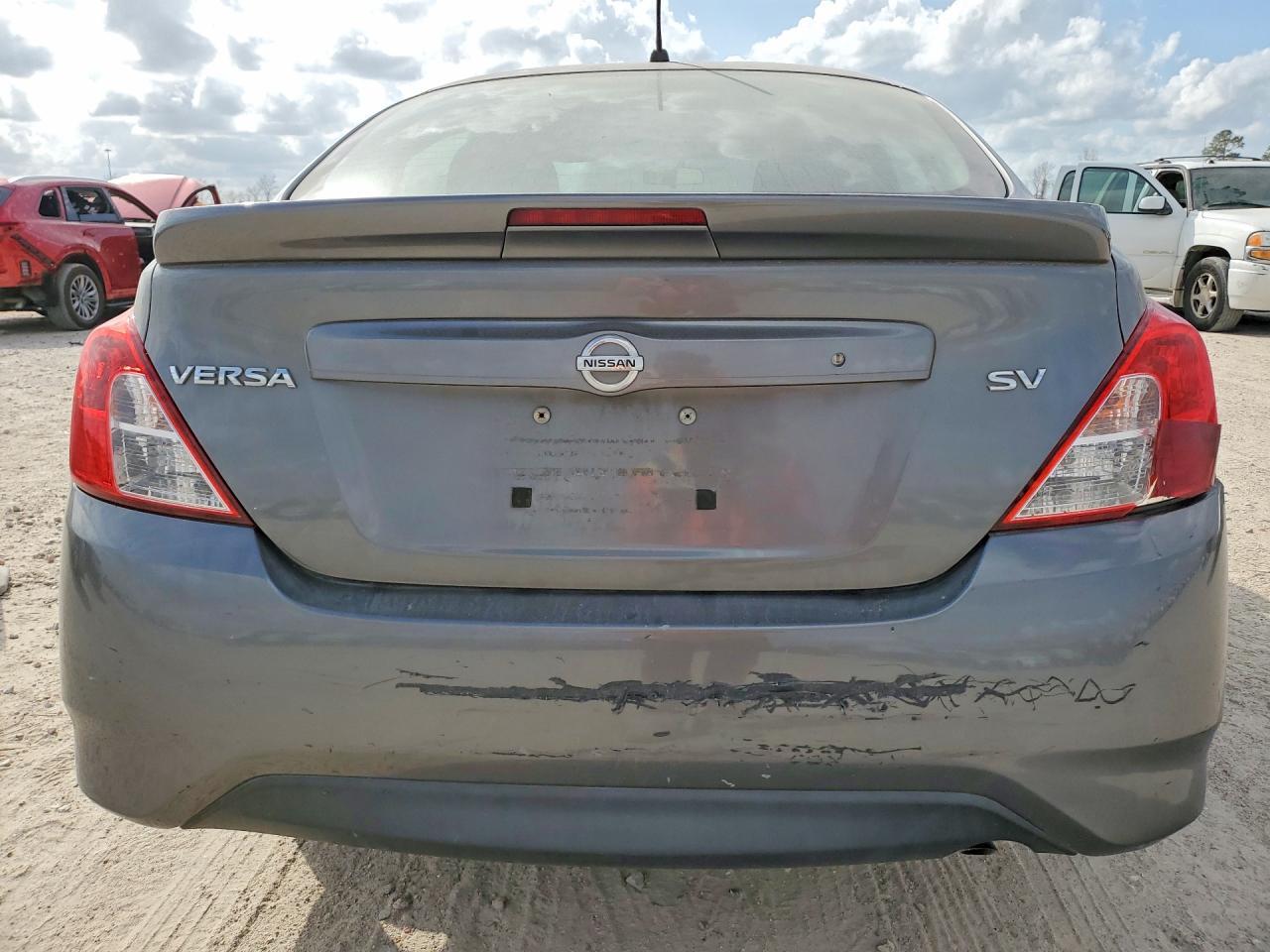2017 Nissan Versa 1.6 Sv - Фото 6
