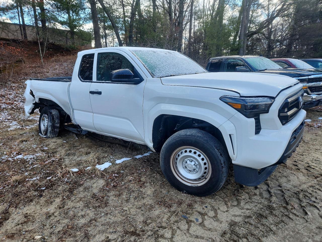 2025 Toyota Tacoma Sr - Image 4
