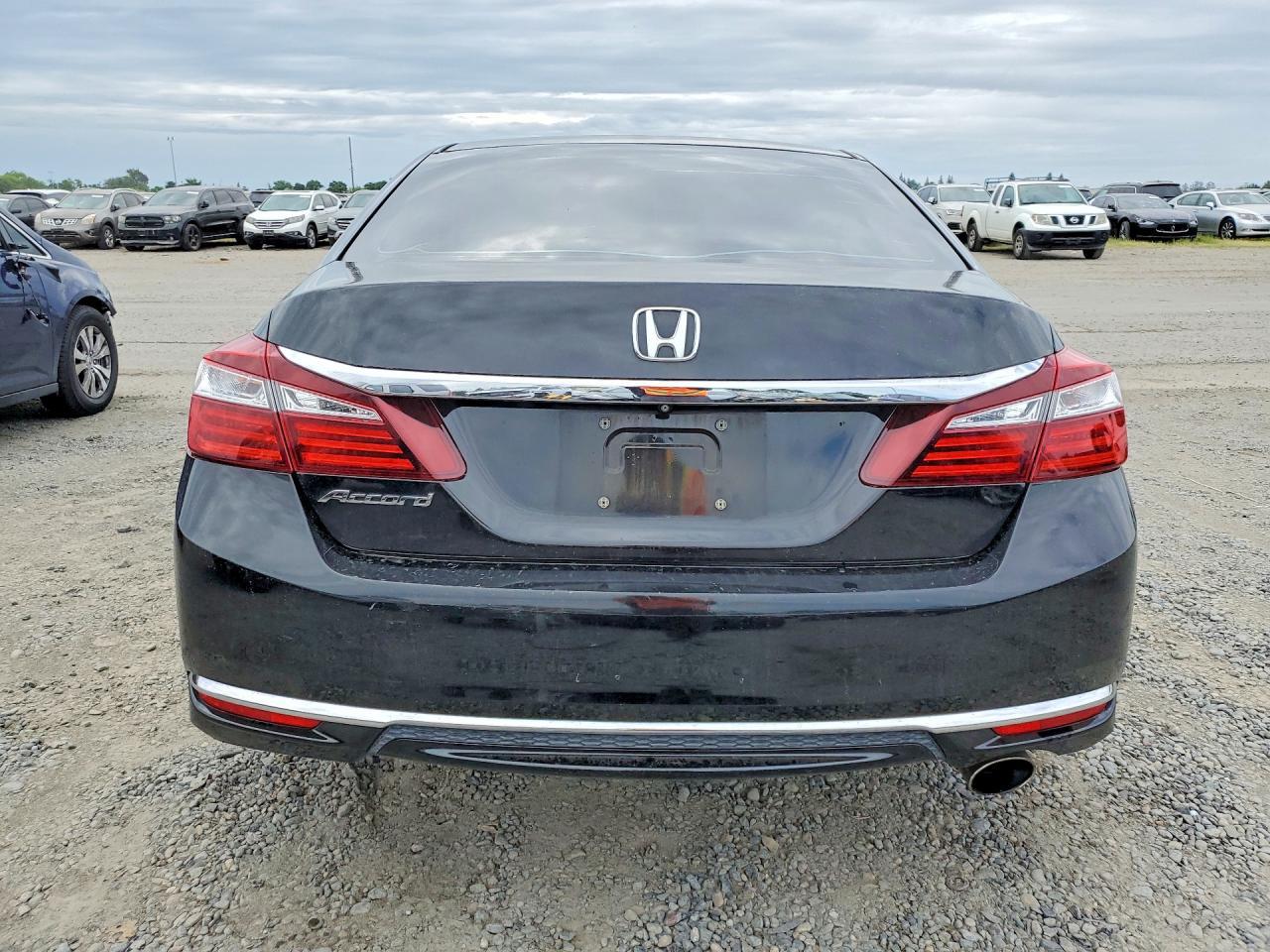 2016 Honda Accord Lx - Фото 6