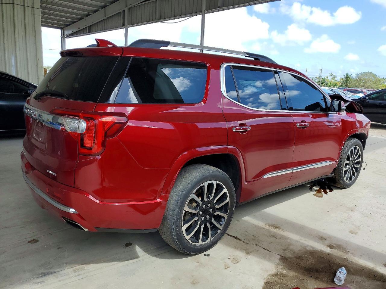2020 GMC Acadia Denali - Фото 3