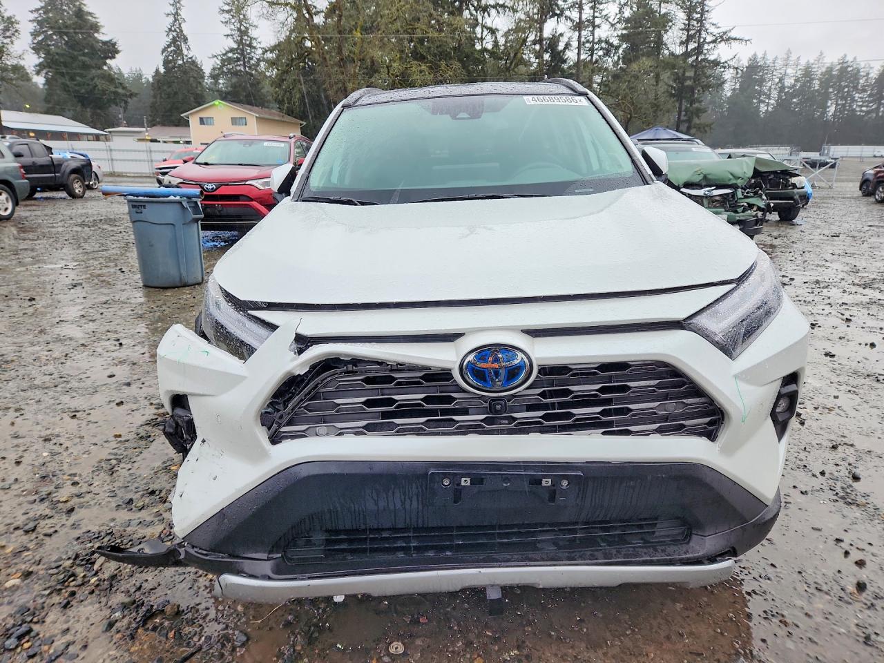 2023 Toyota Rav4 Hybrid Limited - Image 5