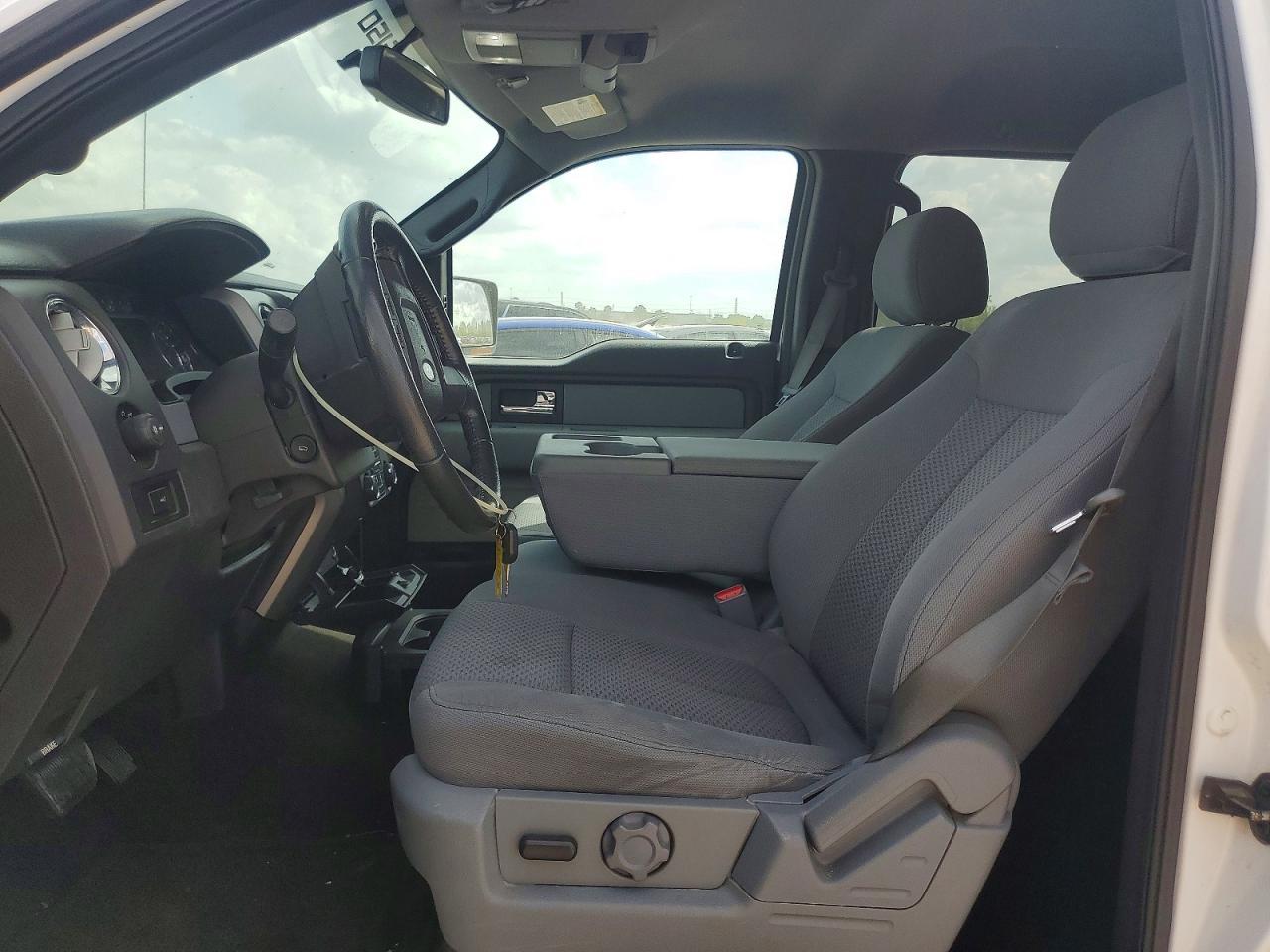 2013 Ford F150 Supercrew - Image 7