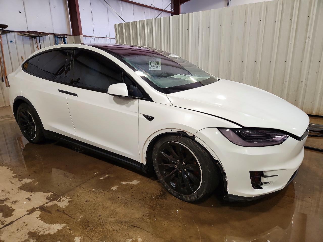 2016 Tesla Model X - Image 4