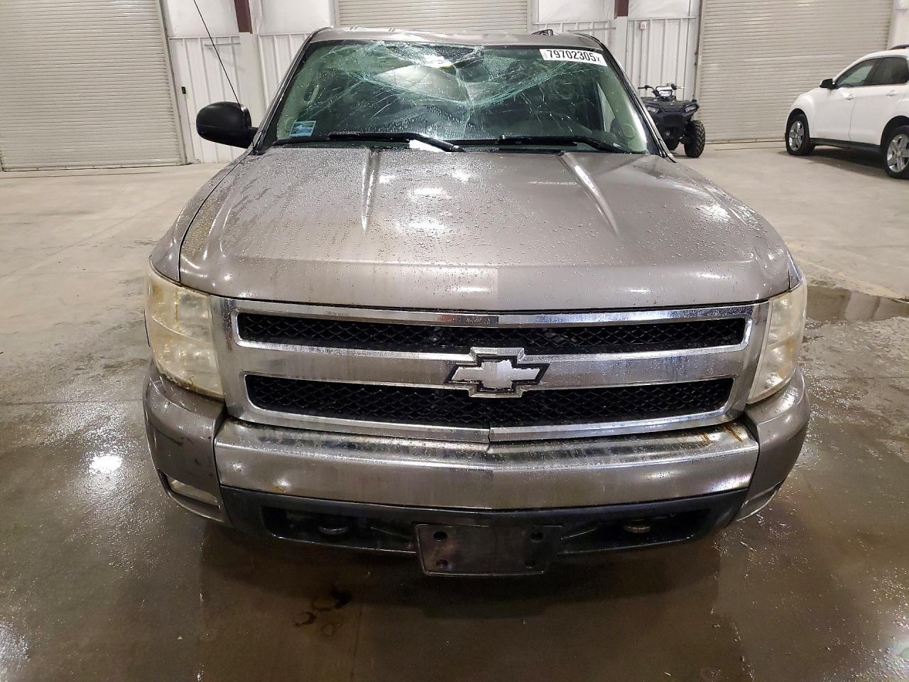 2008 Chevrolet Silverado K1500 - Image 5