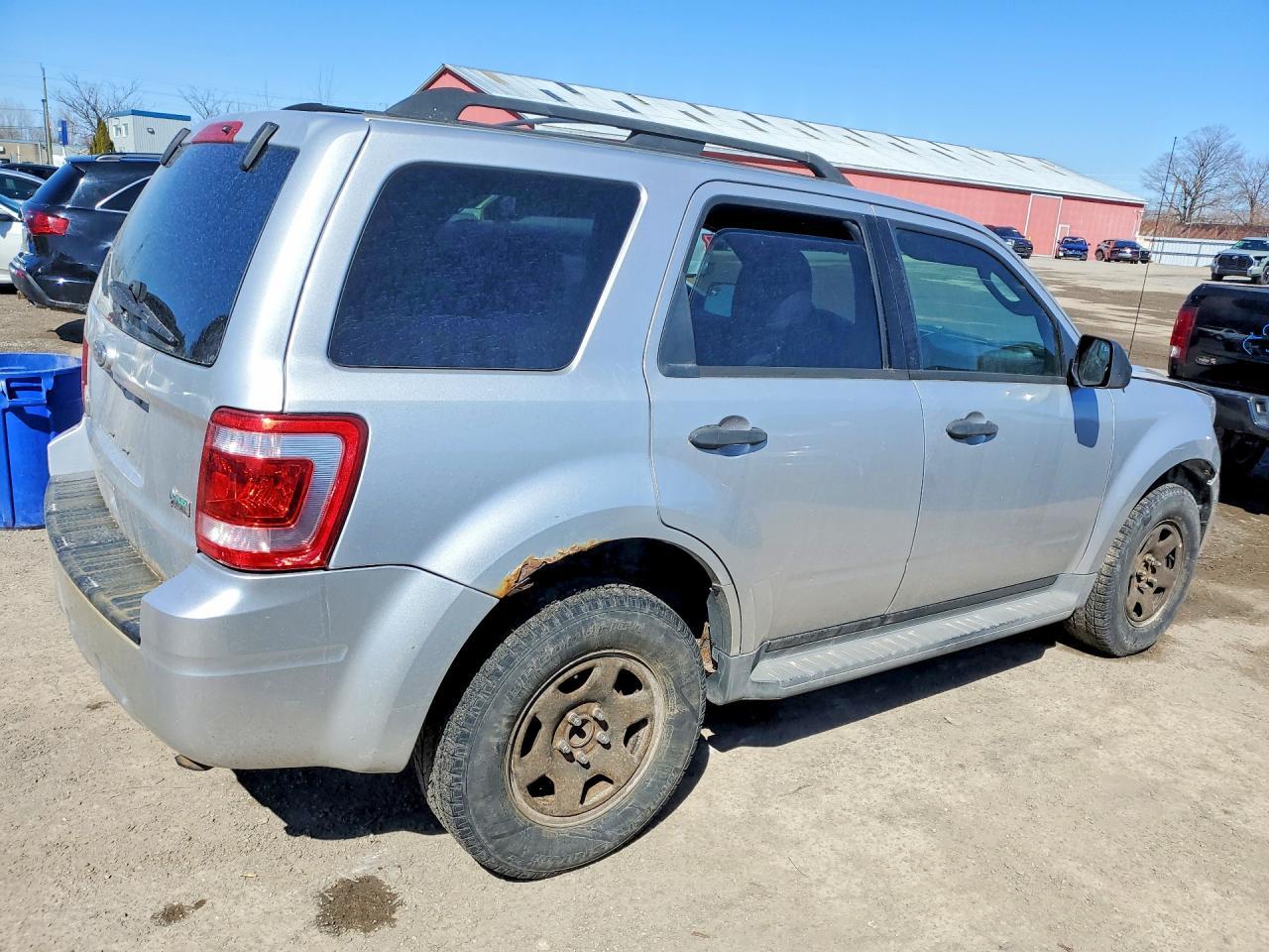 2011 Ford Escape Xlt - Фото 3