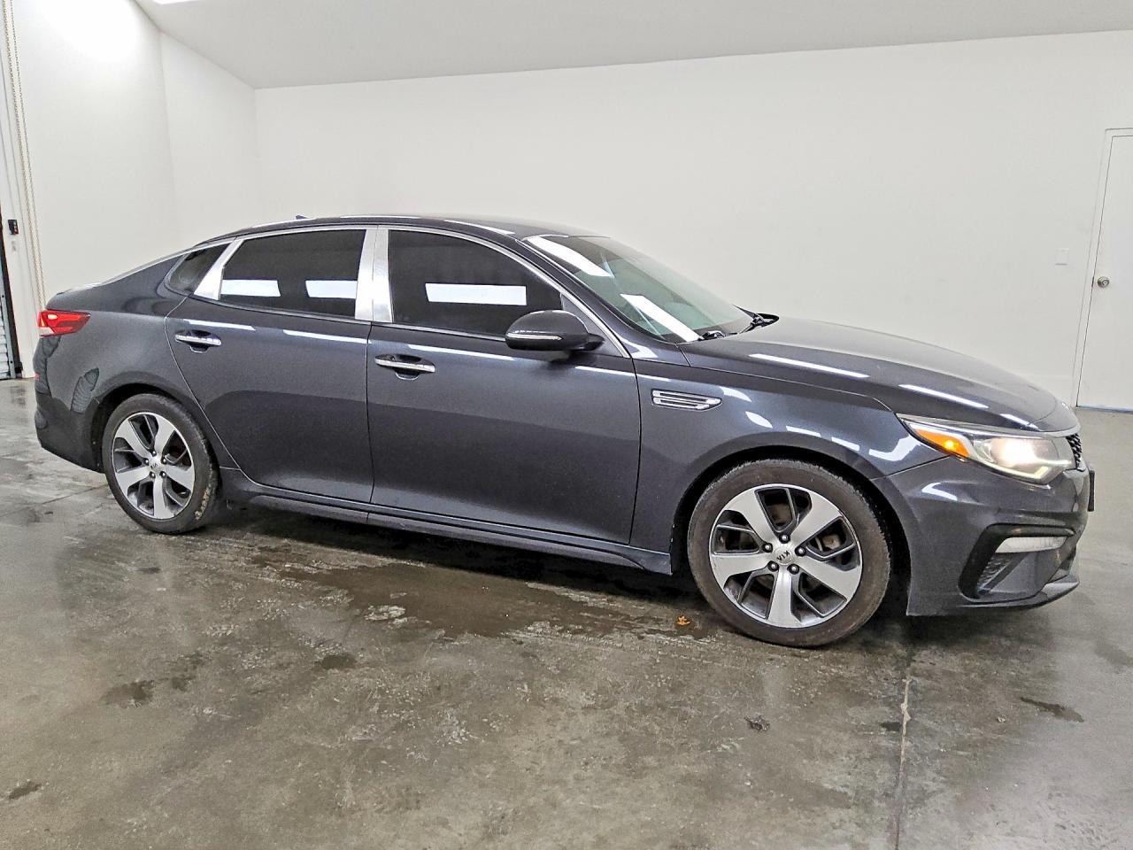 2019 Kia Optima S - Фото 4
