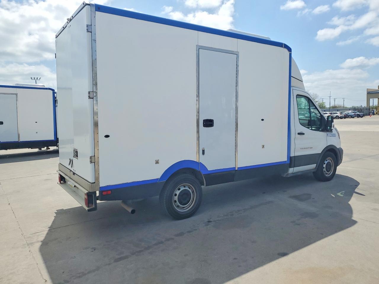 2021 Ford Transit T-350 - Фото 3