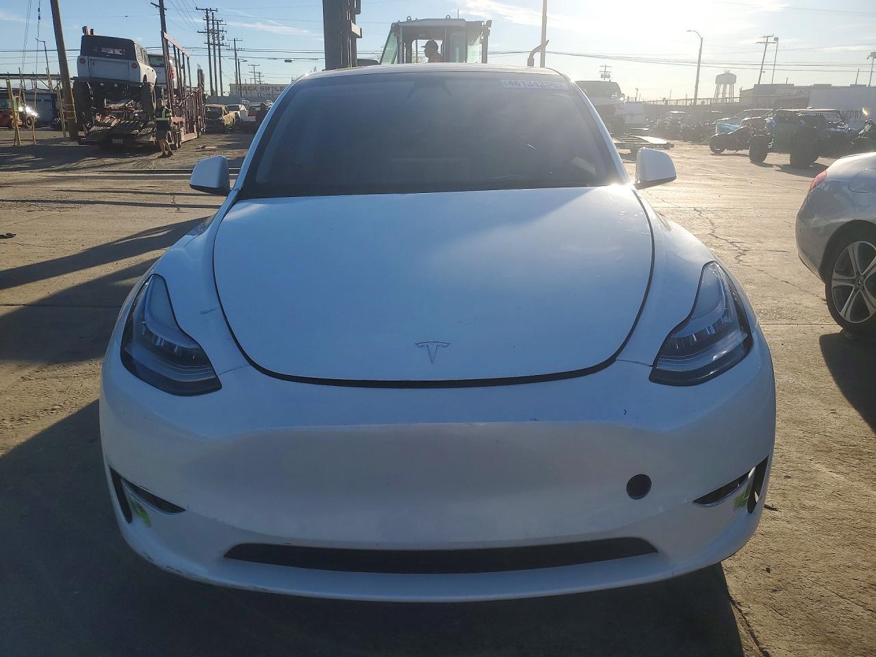 2023 Tesla Model Y - Фото 5
