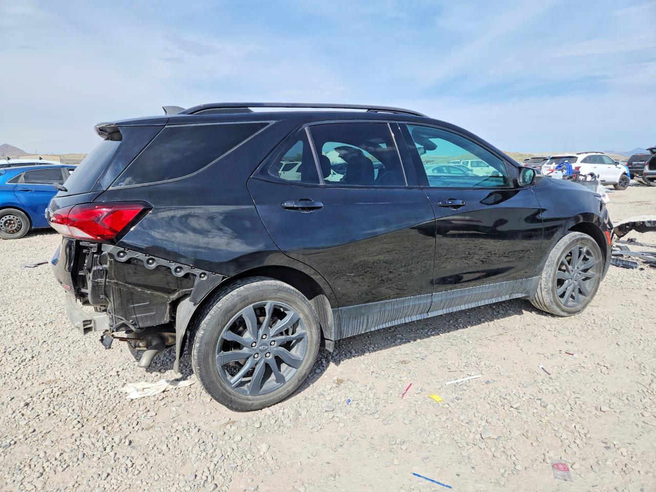 2022 Chevrolet Equinox Rs - Image 3
