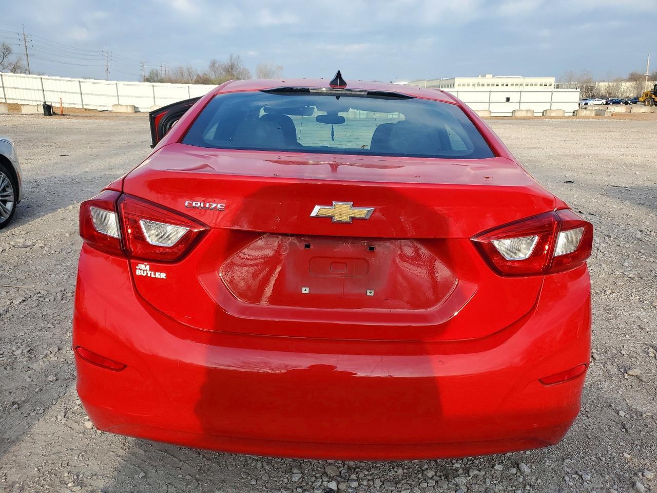 2019 Chevrolet Cruze Ls - Фото 6