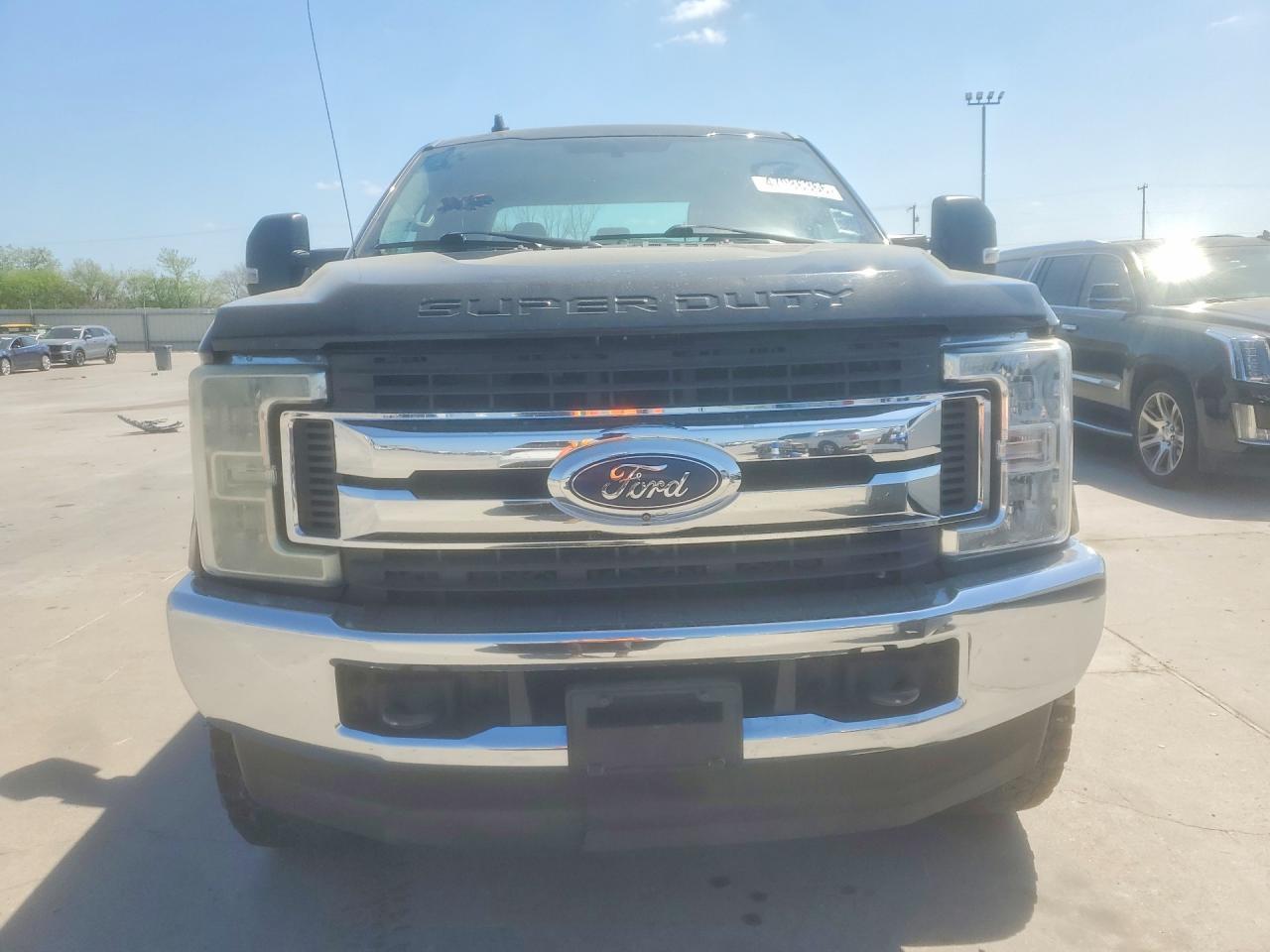 2019 Ford F250 Super Duty - Фото 5