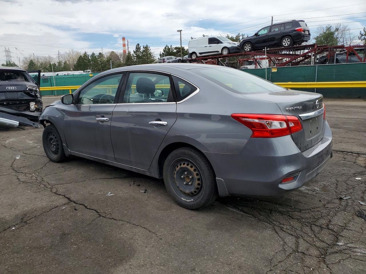 2019 Nissan Sentra S - Фото 2