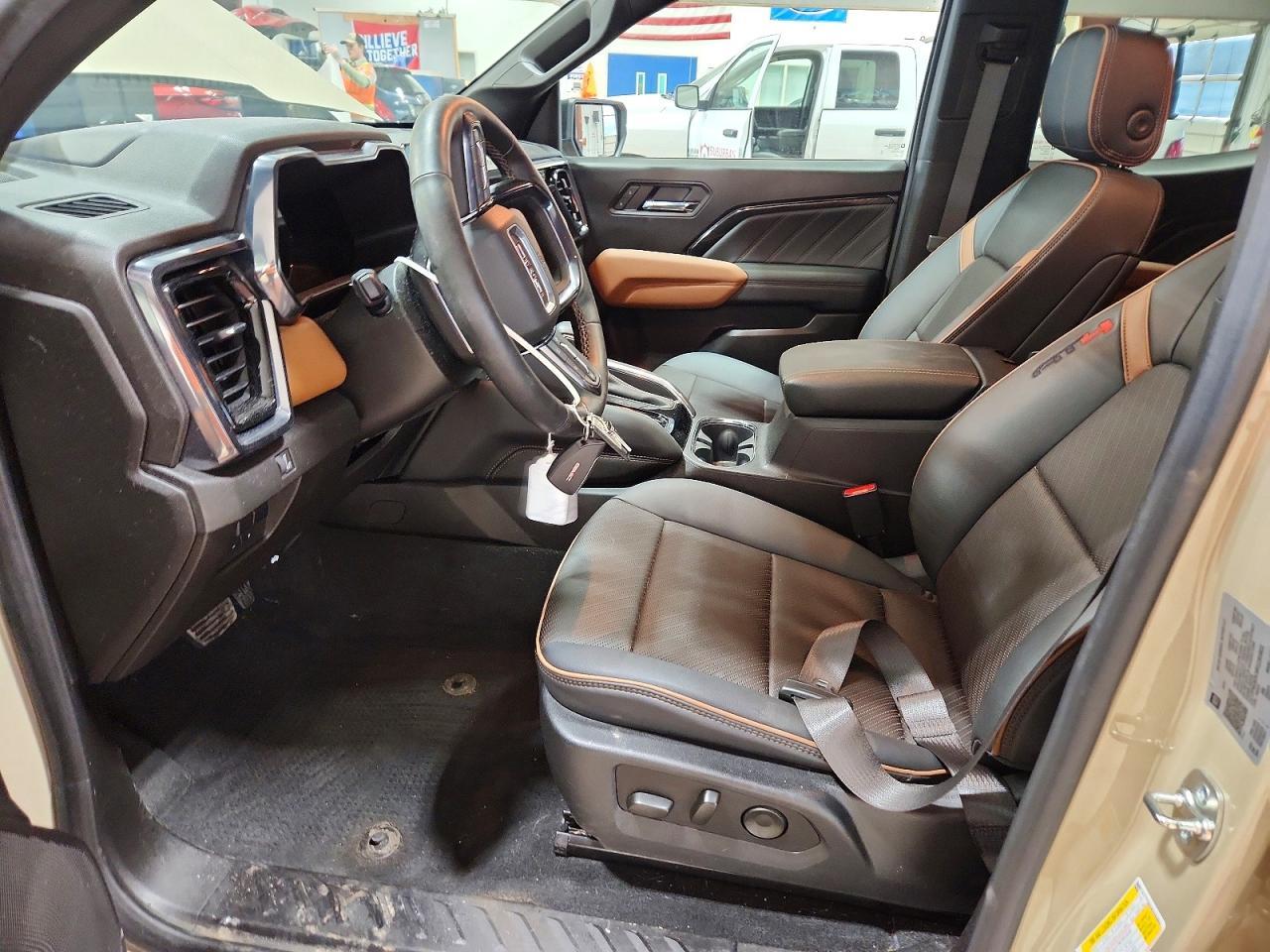 2024 GMC Canyon At4 - Фото 7