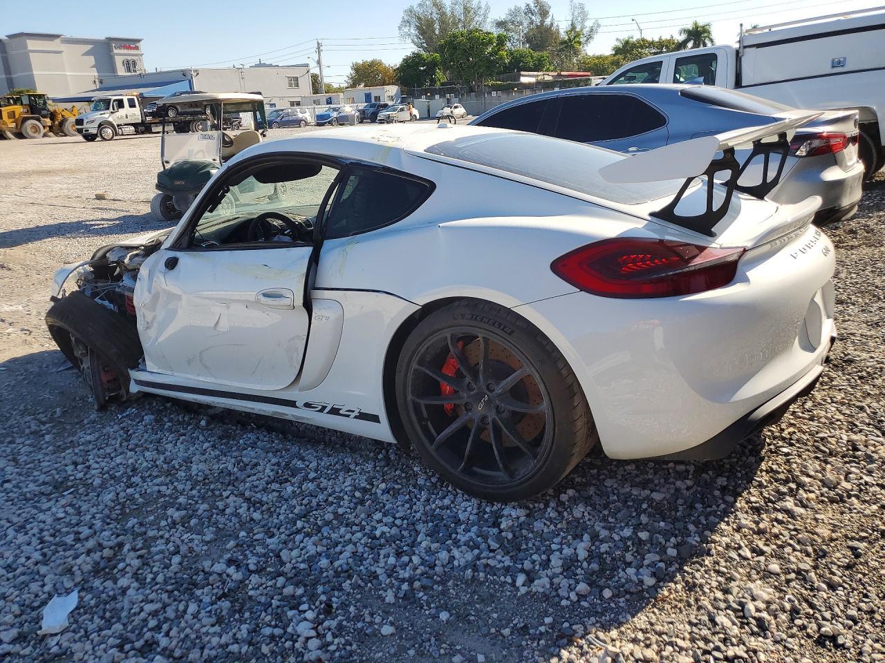 2016 Porsche Cayman Gt4 - Фото 2
