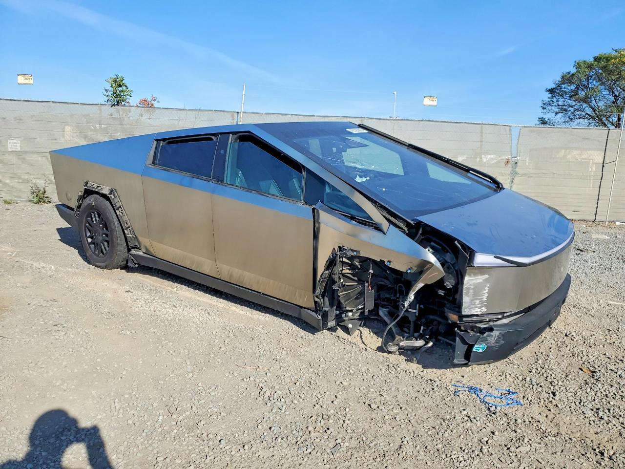 2024 Tesla Cybertruck - Фото 4