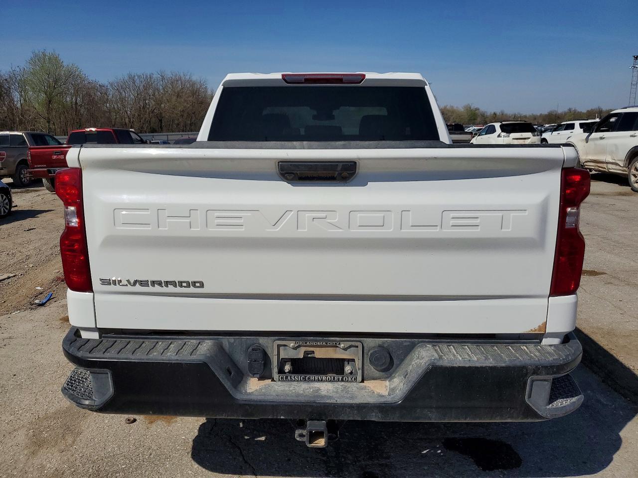 2025 Chevrolet Silverado K1500 - Фото 6