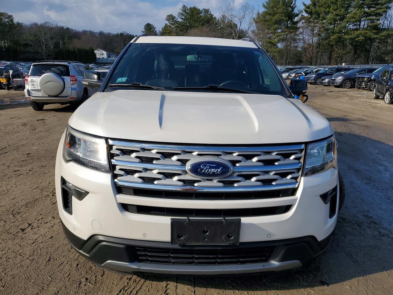 2018 Ford Explorer Xlt - Фото 5