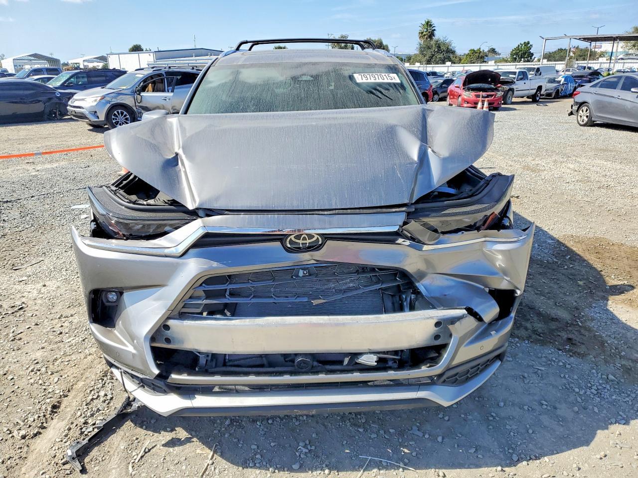 2025 Toyota Grand Highlander Hybrid Max Platinum - Фото 5