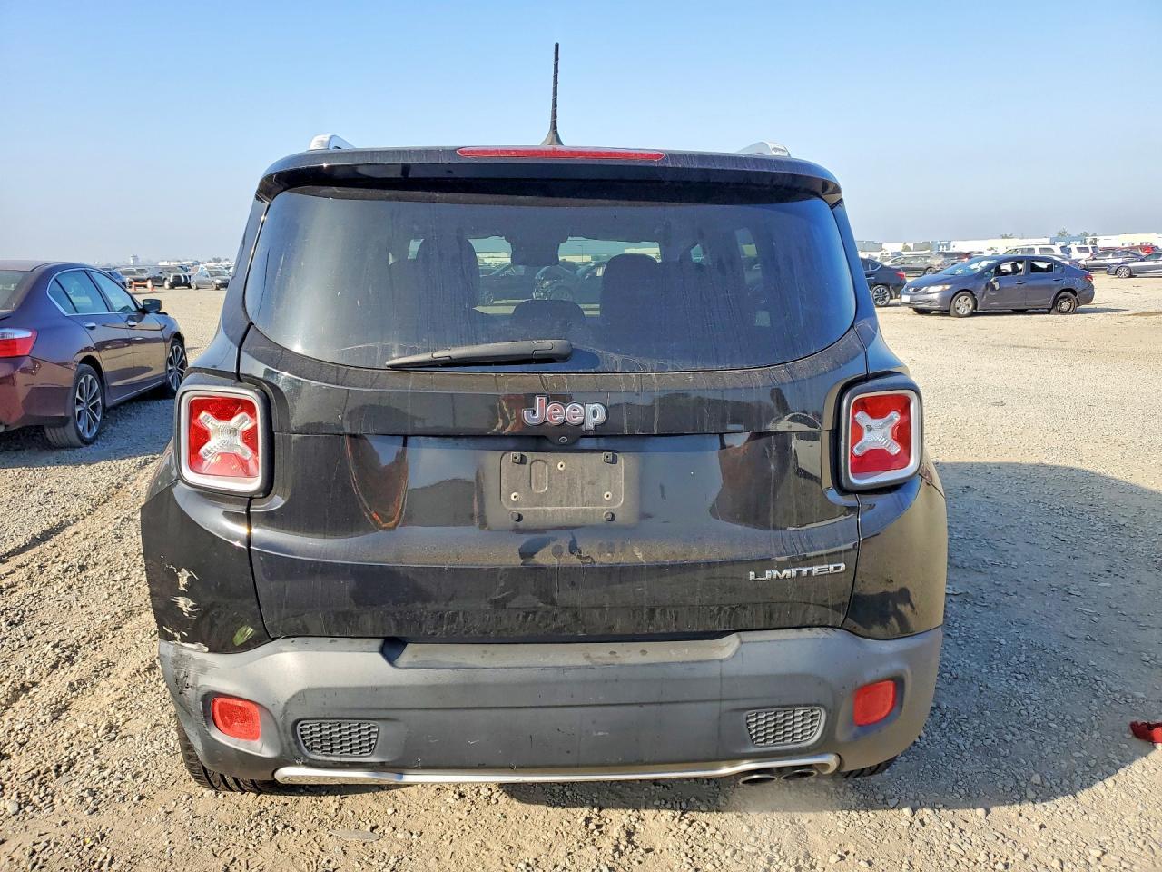 2017 Jeep Renegade Limited - Image 6